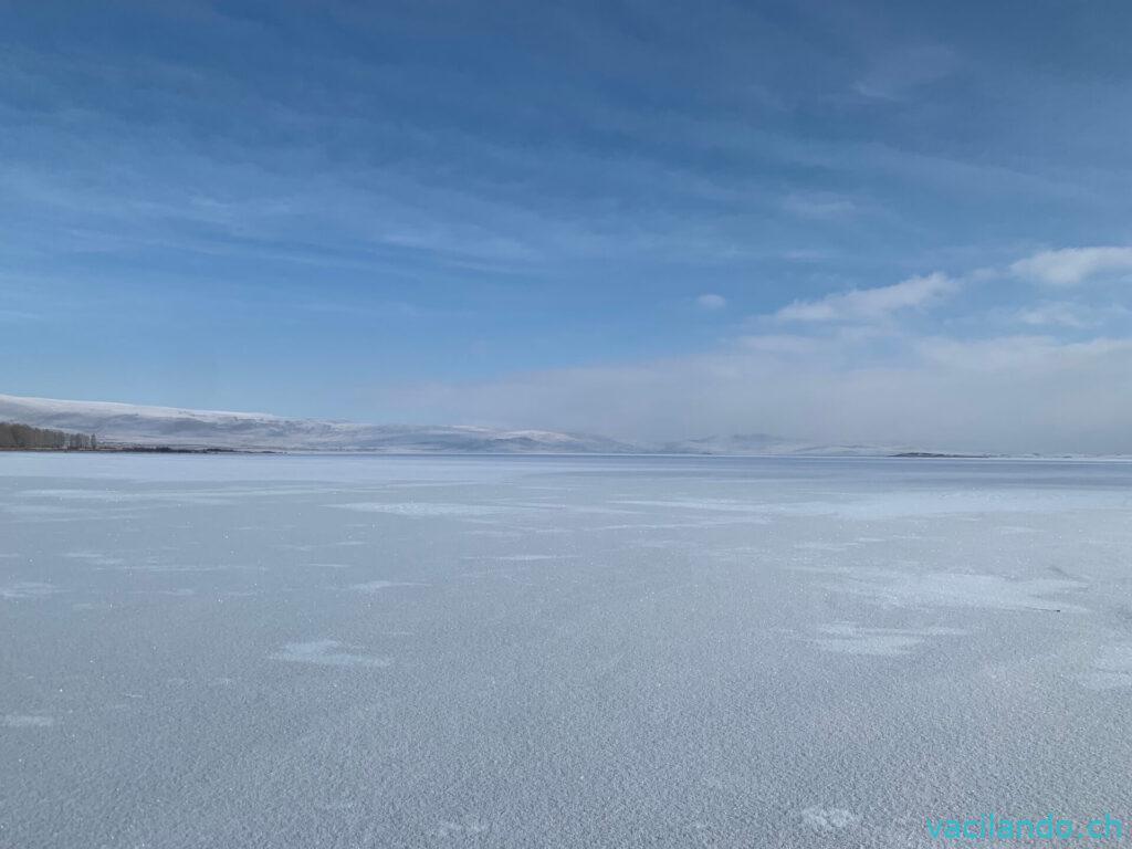 Arpi lake Armenien Winter Camper