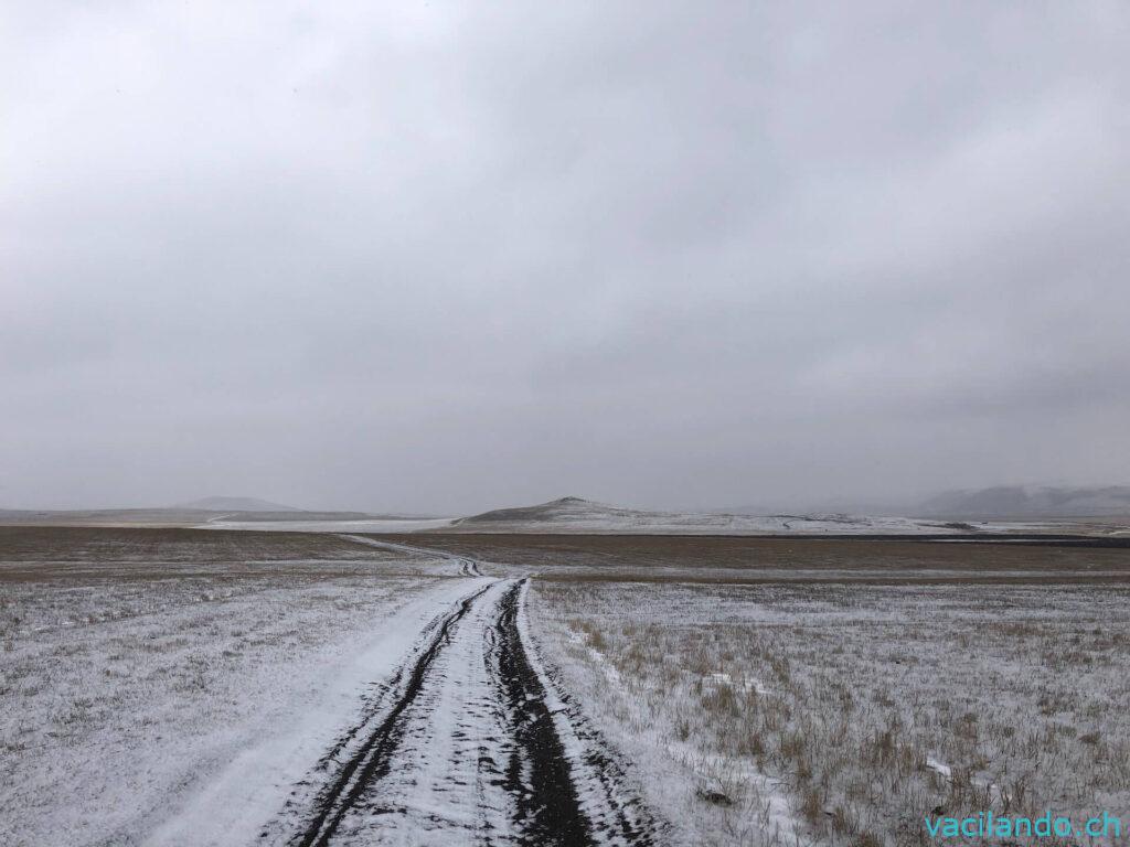 Arpi lake Armenien Winter Camper